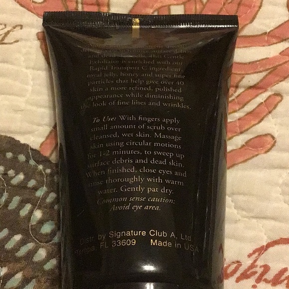 COPY - SCA NWT VITAMIN C GENTLE EXFOLIATING SCRUB FOR MATURE SKIN OVER 40 - Picture 4 of 4